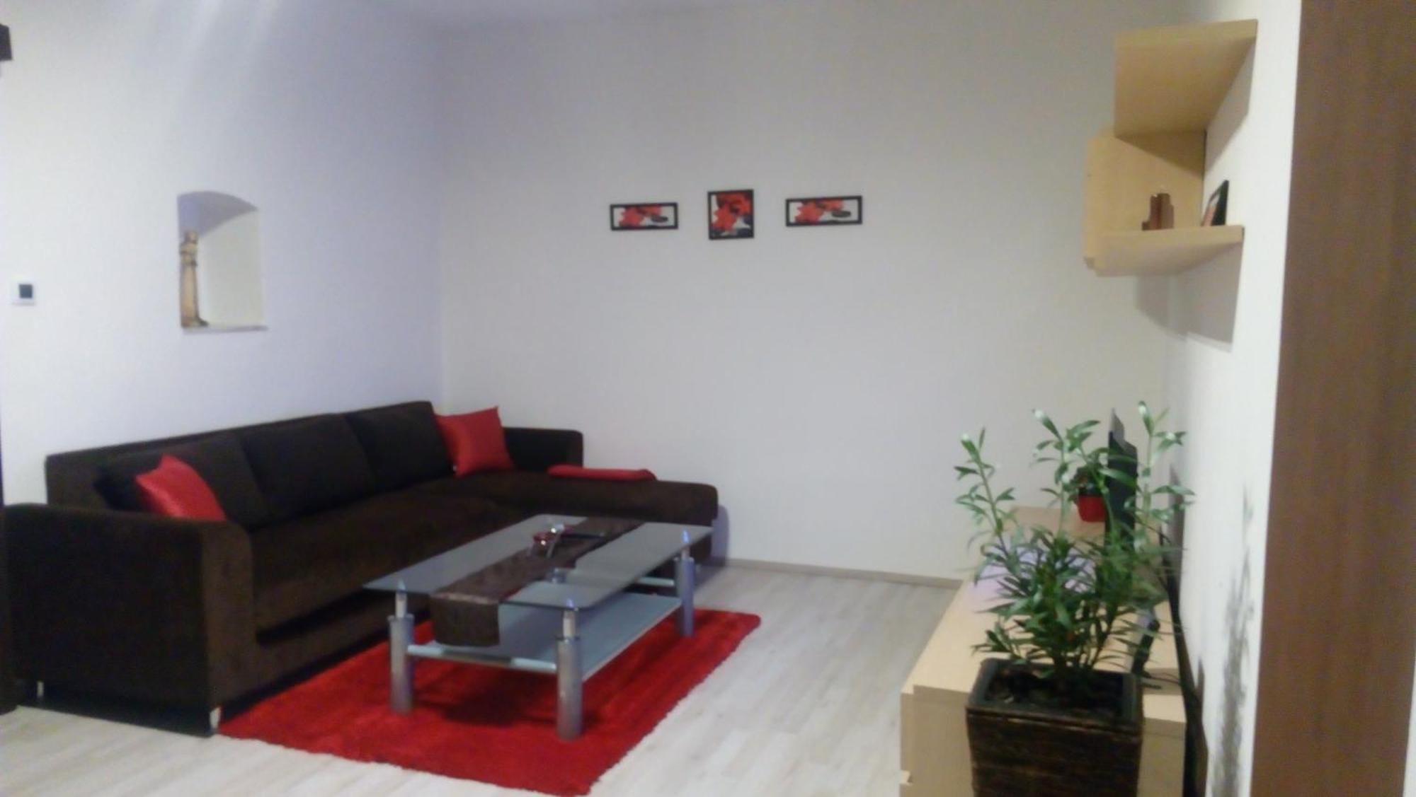 Mija Apartman S Vinnym Sklipkem, Zahradou A Grilem Kajov Exterior photo